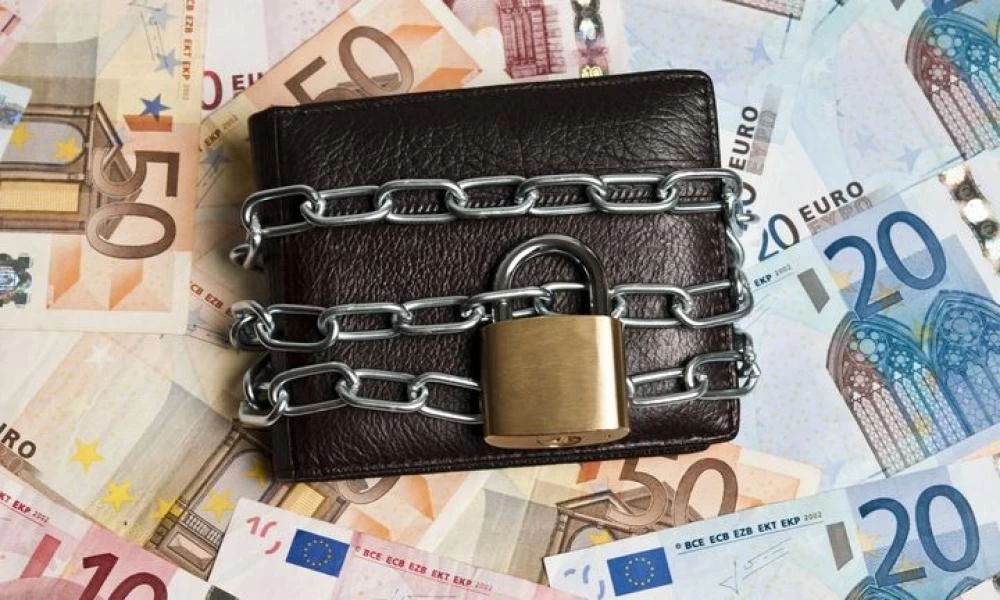 Παρατείνεται μέχρι το τέλος του έτους η καταβολή των βεβαιωμένων στις ΔΟΥ